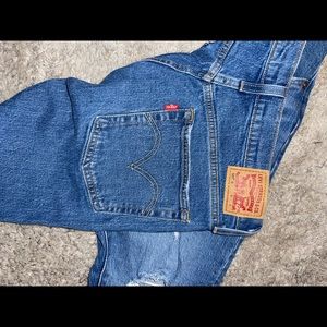 501 Levi’s skinny jeans